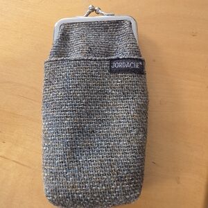 Jordache Gray Tweed Men's Toiletry/Coin Pouch with Metal Kiss-Lock